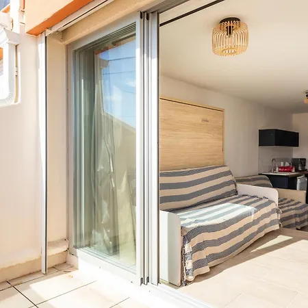 Le Patio Du Soleil - Climatise Proche Apartment